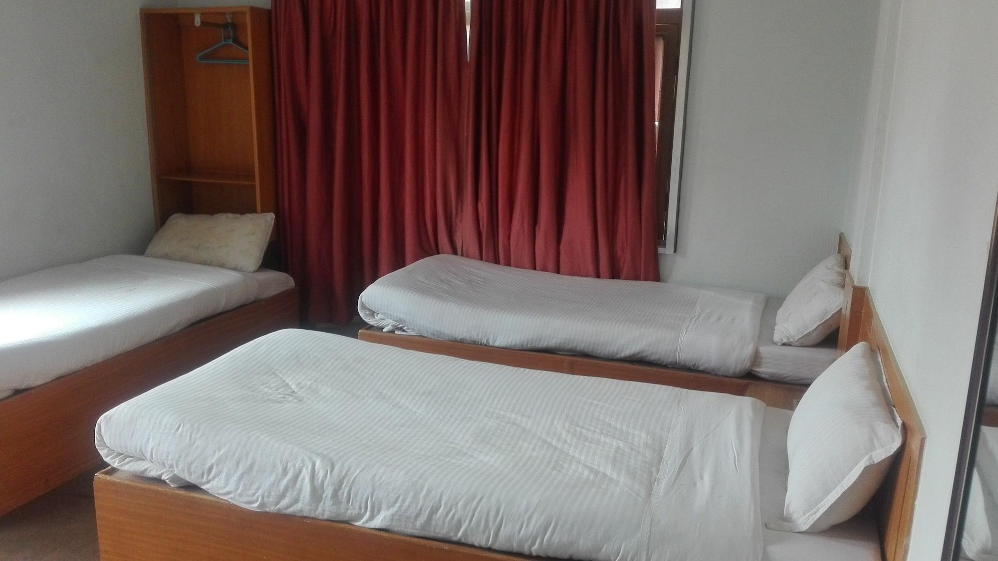 Hotel Nana Катманду Экстерьер фото