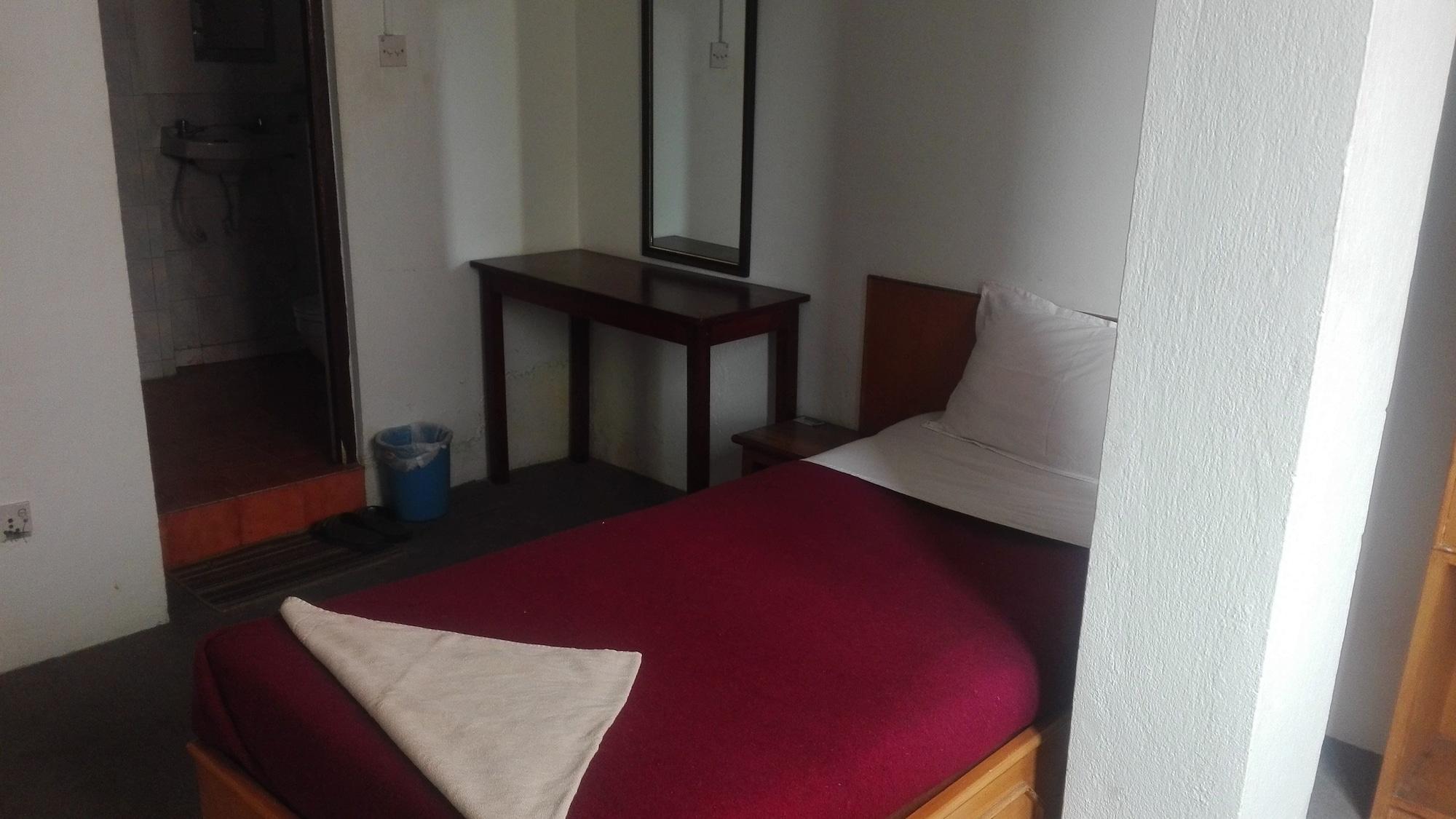 Hotel Nana Катманду Экстерьер фото