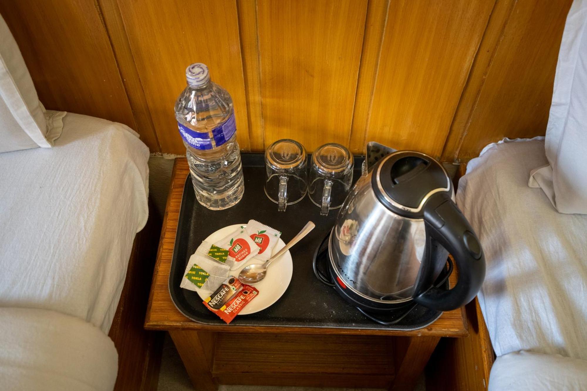Hotel Nana Катманду Экстерьер фото